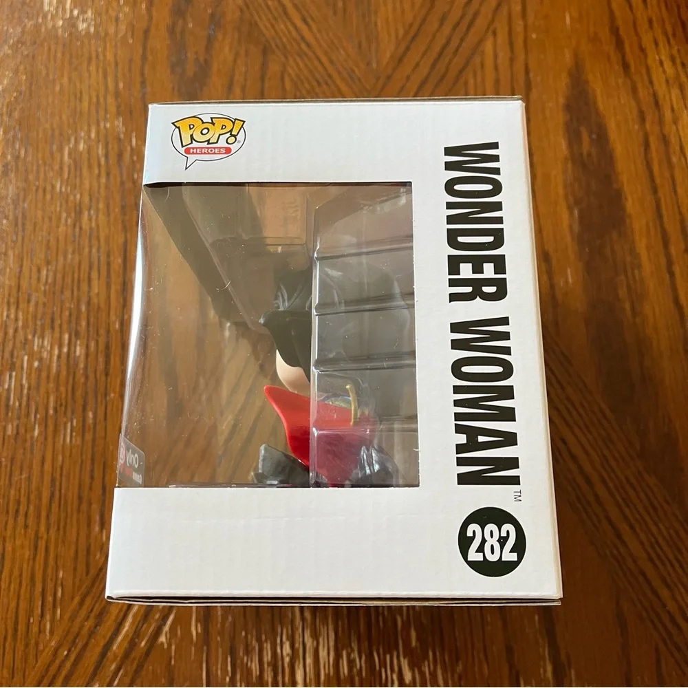 Funko Pop! Heroes Wonder Woman Vinyl Figure - Red, Blue, Gold, Black - Picture 4 of 6